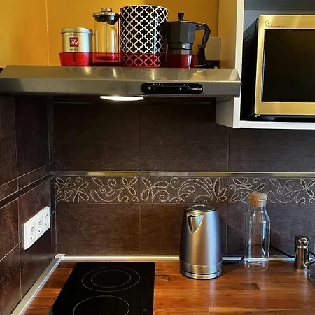 Sofia - Old Town Quiet Oasis With Free Parking Appartement