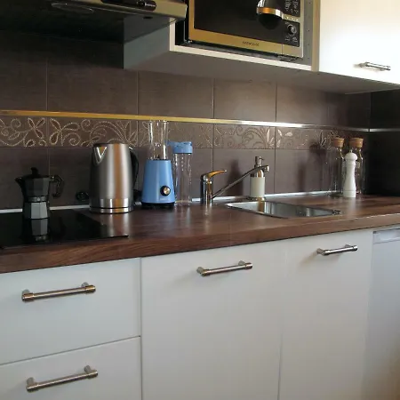Sofia - Quiet Oasis In The Heart Of Appartement Poreč
