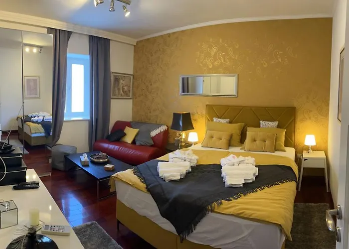 Apartament Sofia - Old Town Quiet Oasis With Free Parking Poreč