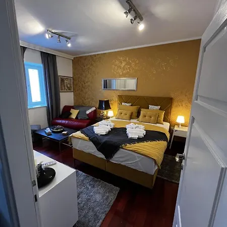 Sofia - Old Town Quiet Oasis With Free Parking * פורץ