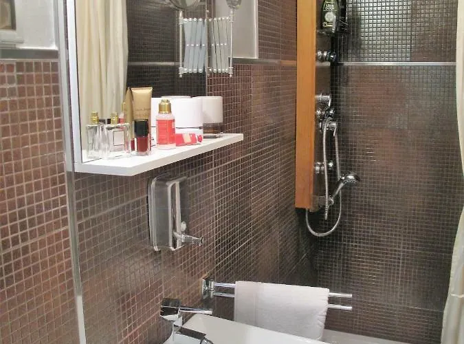 Sofia - Old Town Quiet Oasis With Free Parking Porec